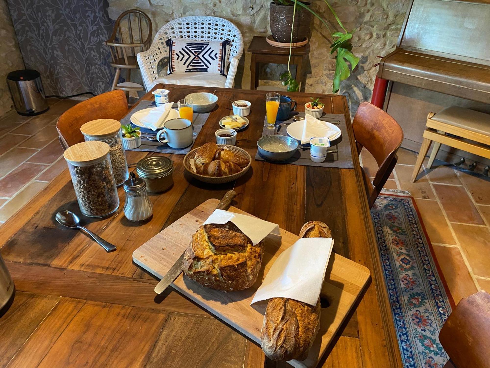 فندق Otarkia Villedieu  المظهر الخارجي الصورة